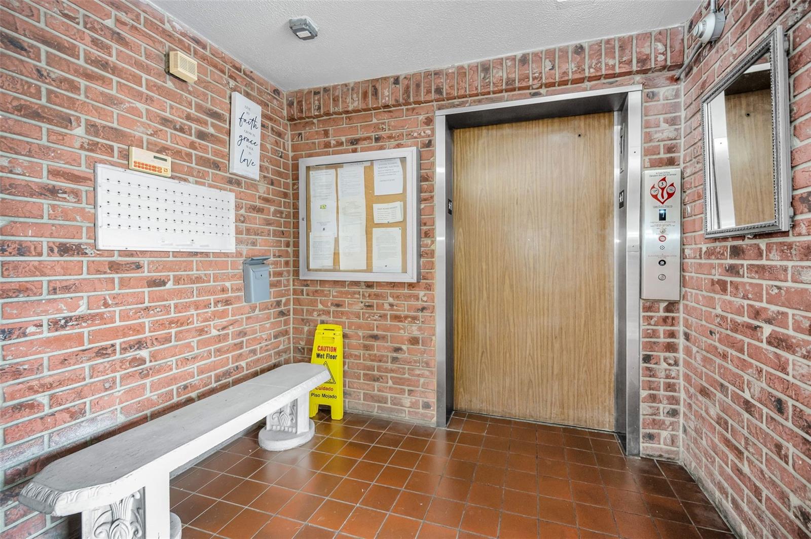 Image 8 of 84 For 5501 80th Street N 405