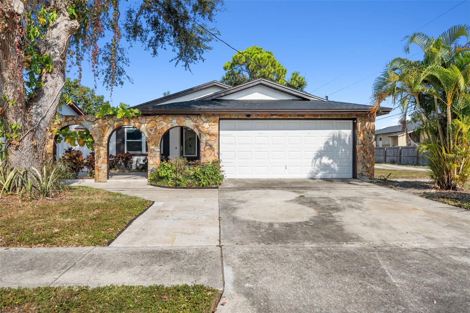 Details for 10187 122nd Avenue, LARGO, FL 33773