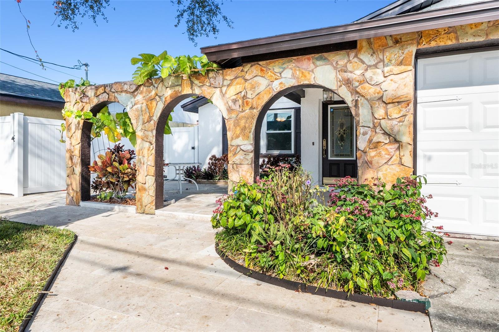 Image 2 of 48 For 10187 122nd Avenue