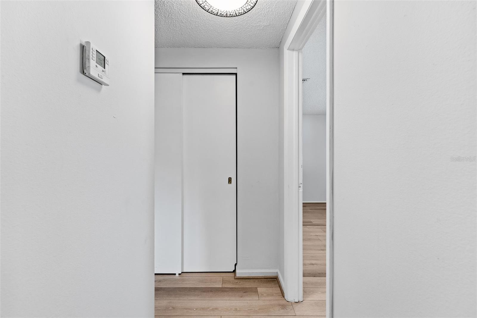 Image 29 of 48 For 10187 122nd Avenue