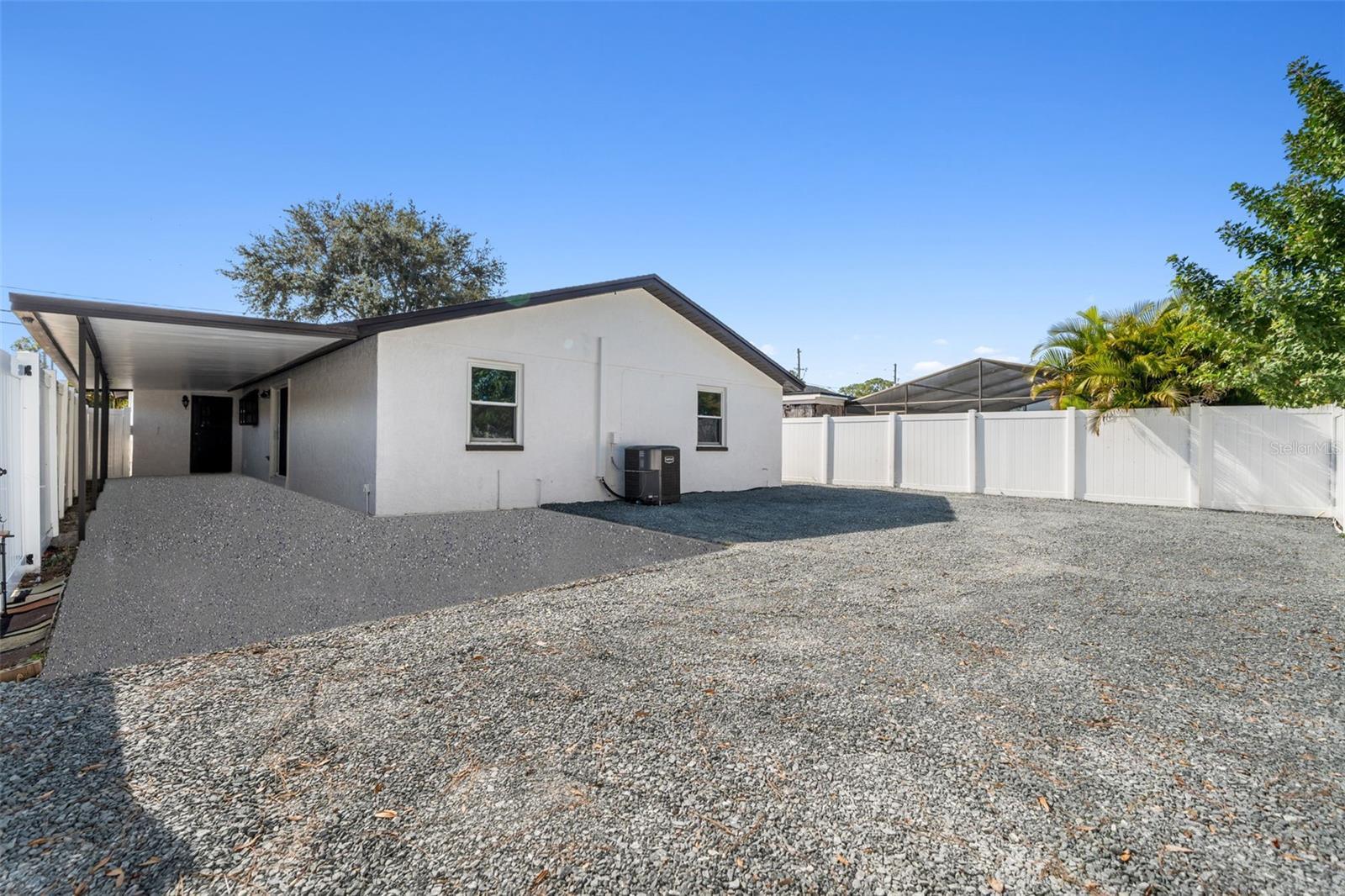 Image 42 of 48 For 10187 122nd Avenue