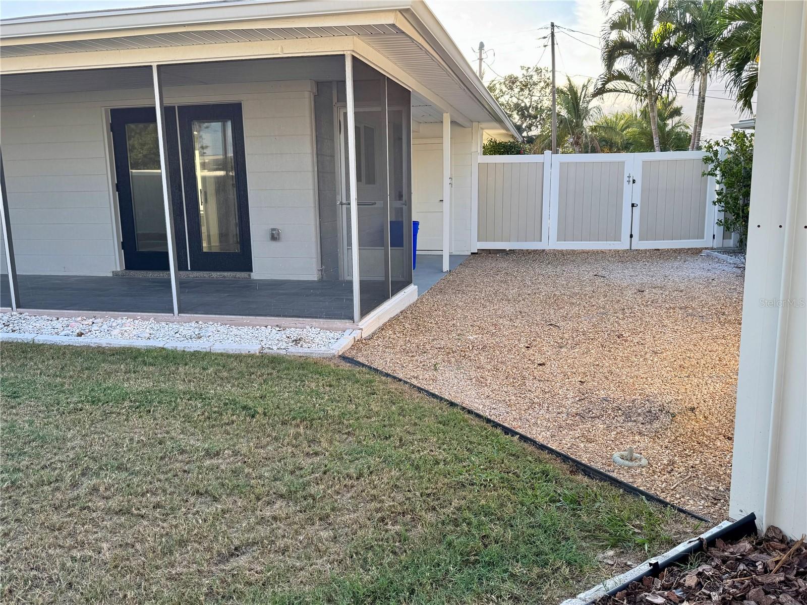 Image 12 of 17 For 745 Sunset Cove