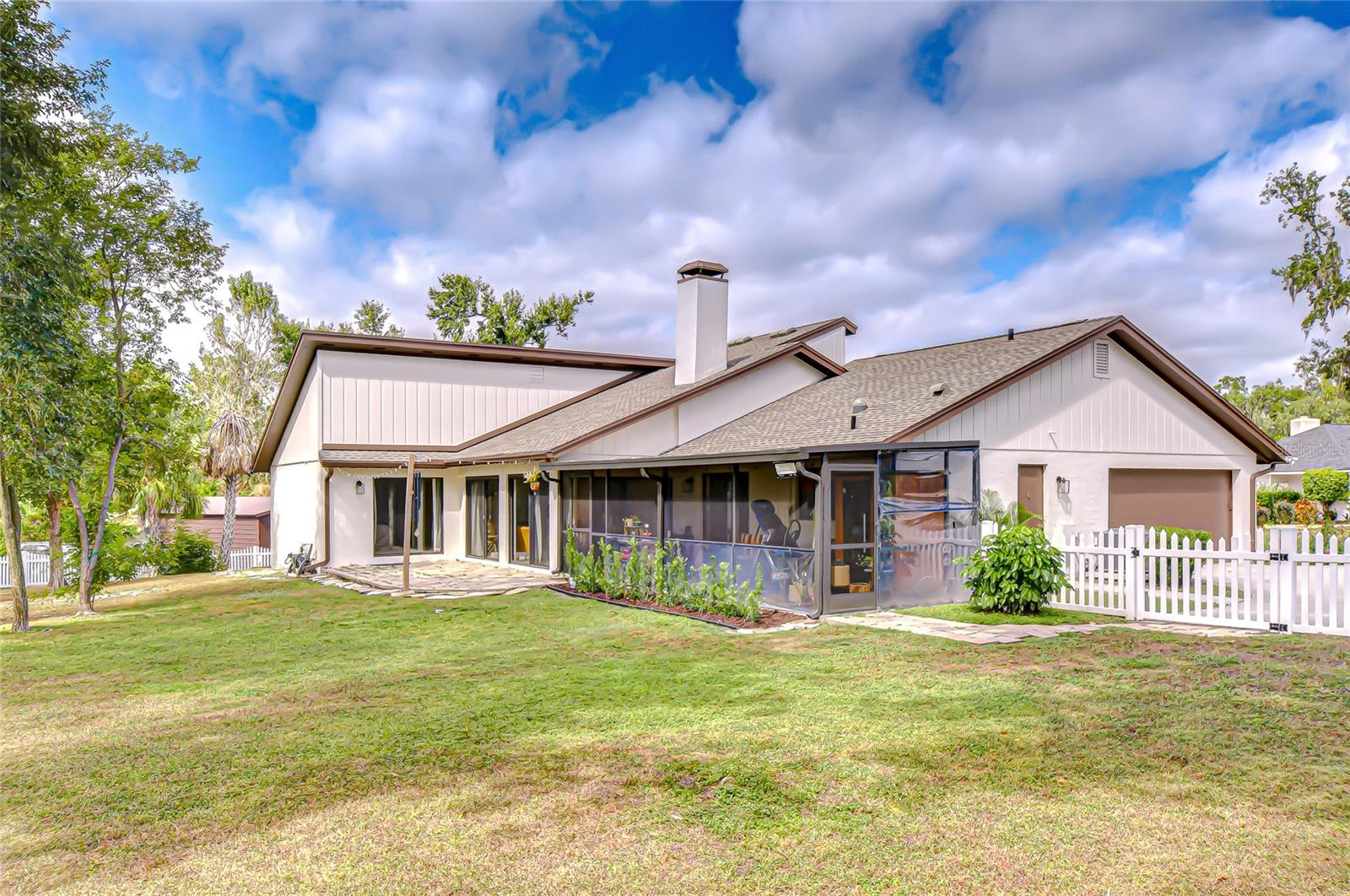 Listing photo id 25 for 4705 Fernstone Court