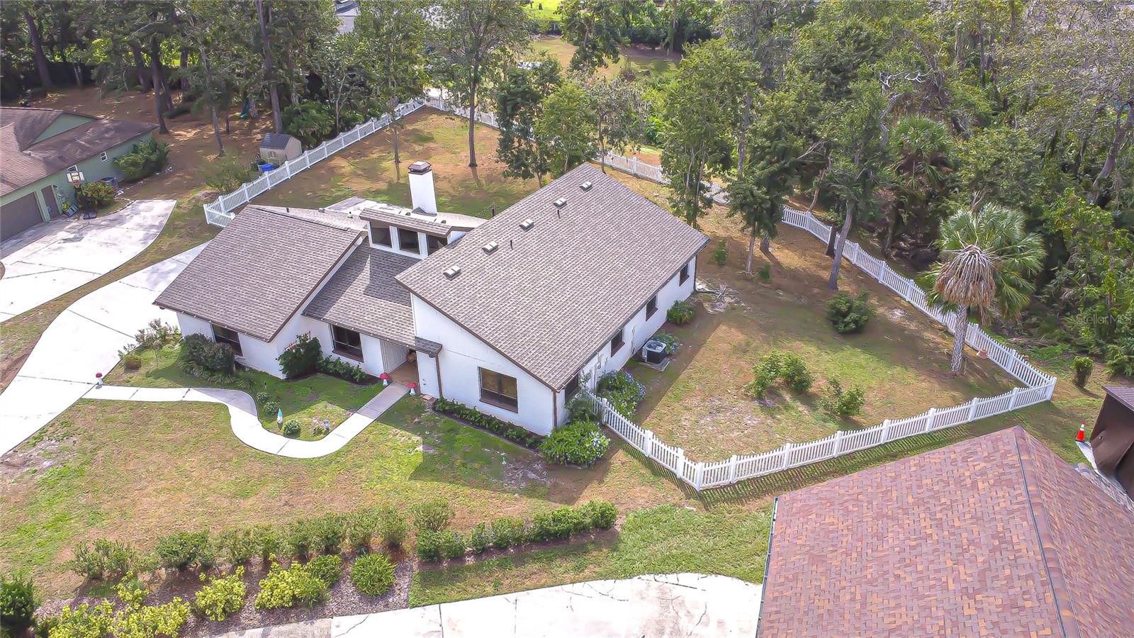 Listing photo id 28 for 4705 Fernstone Court