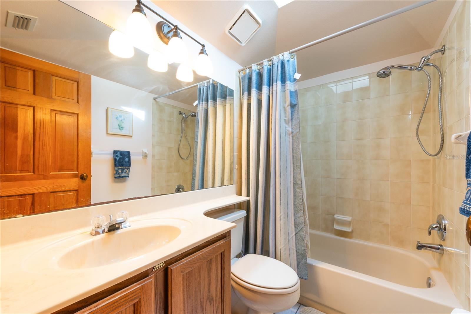 Image 24 of 43 For 1471 Mahogany Lane 1706