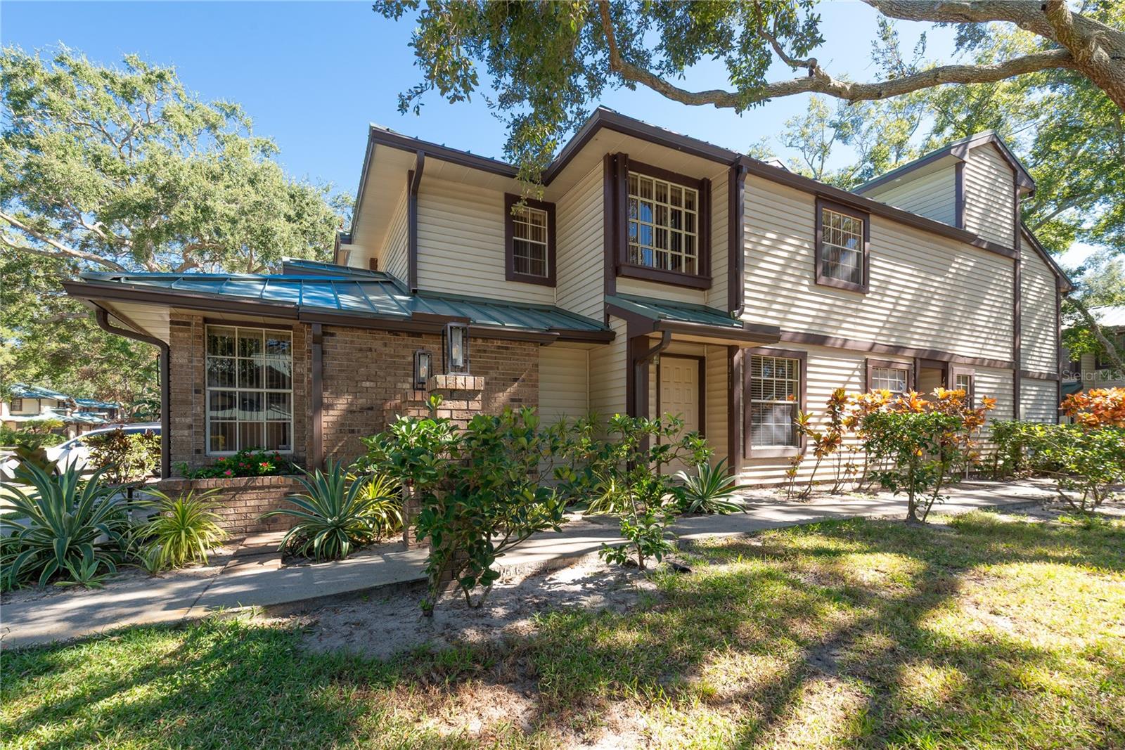 Image 31 of 43 For 1471 Mahogany Lane 1706