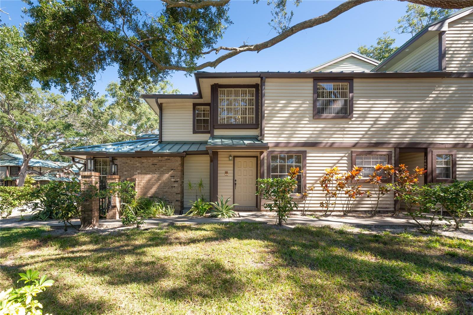 Image 33 of 43 For 1471 Mahogany Lane 1706