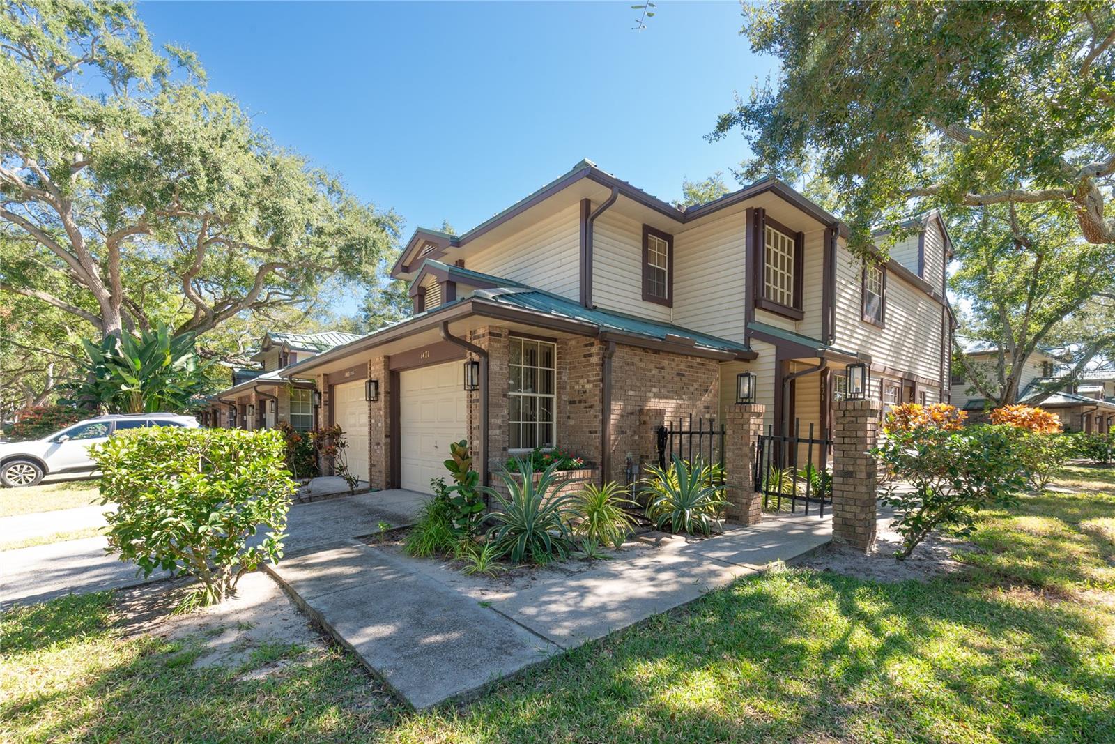 Image 35 of 43 For 1471 Mahogany Lane 1706