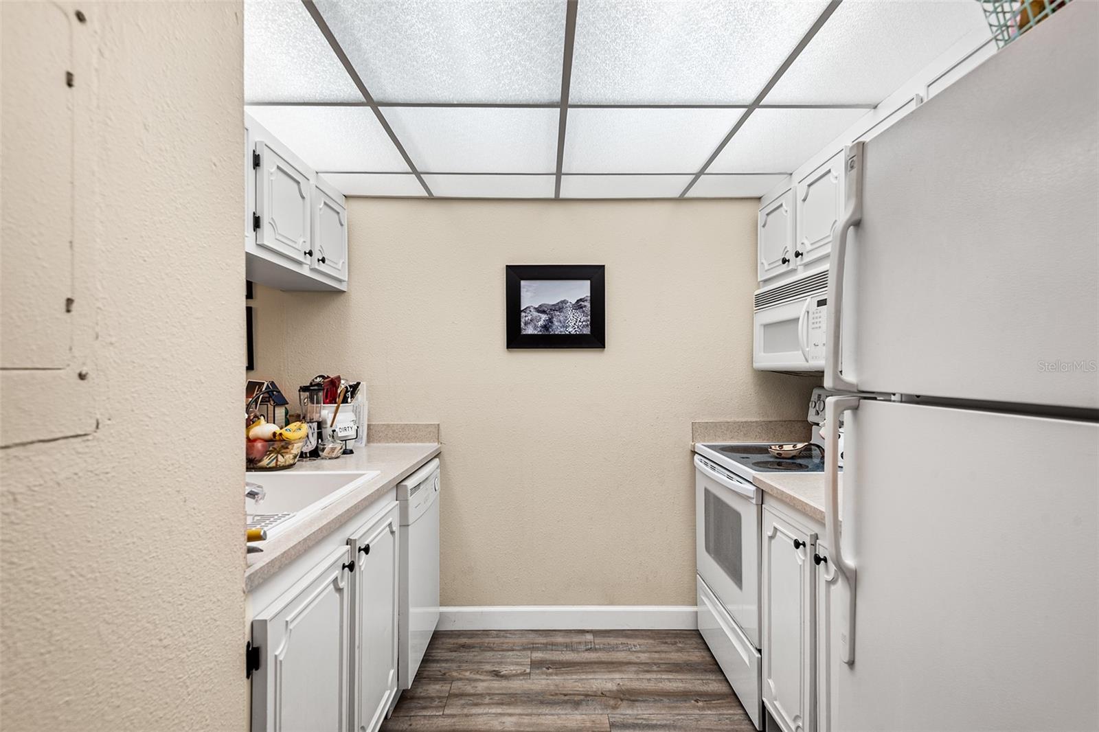 Image 9 of 37 For 14130 Rosemary Lane 1202