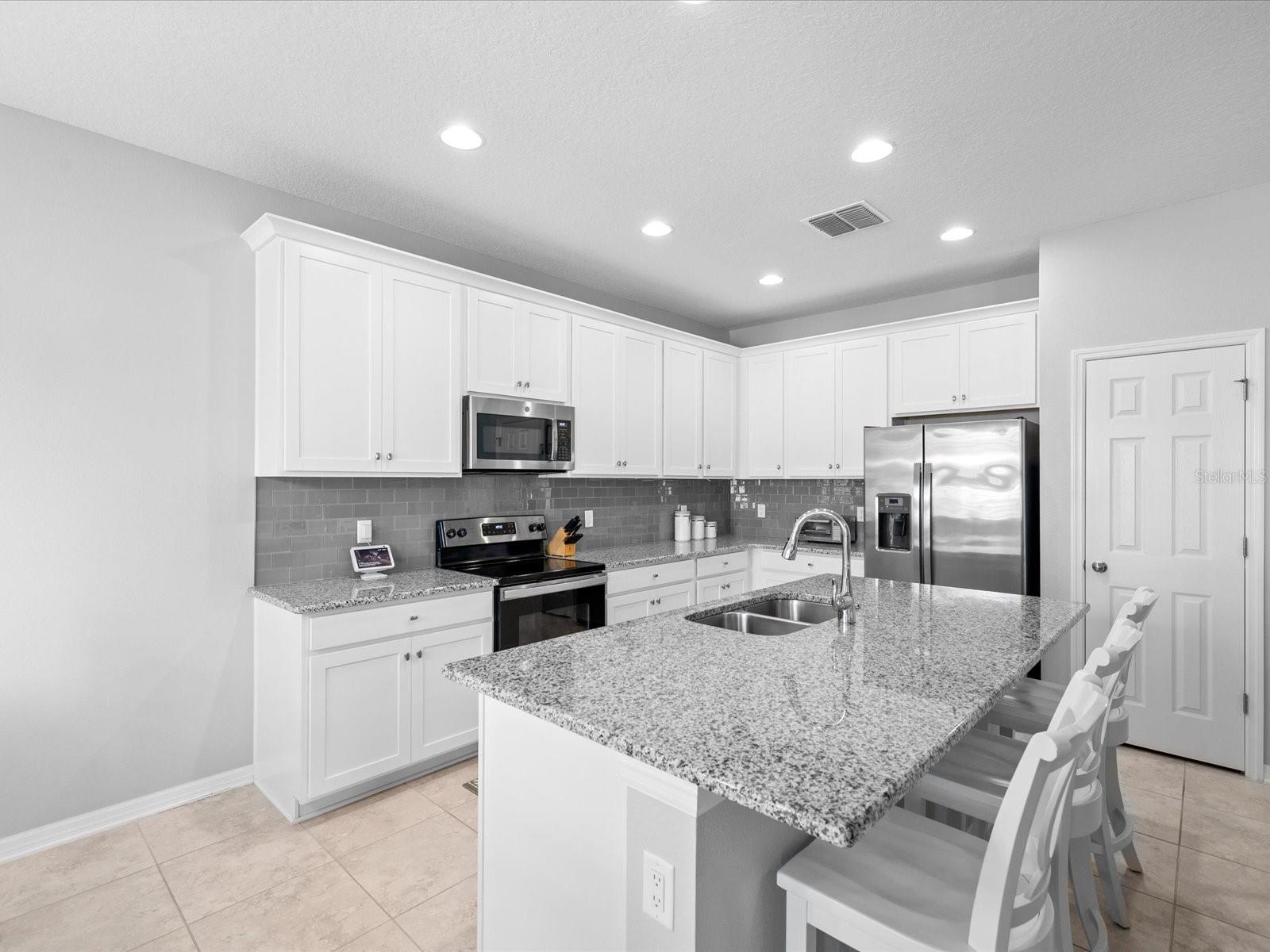 Image 8 of 50 For 30415 Caravelle Lane