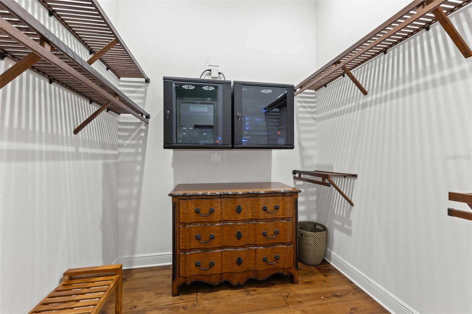 Image 33 of 84 For 19500 Sterling Bluff Way