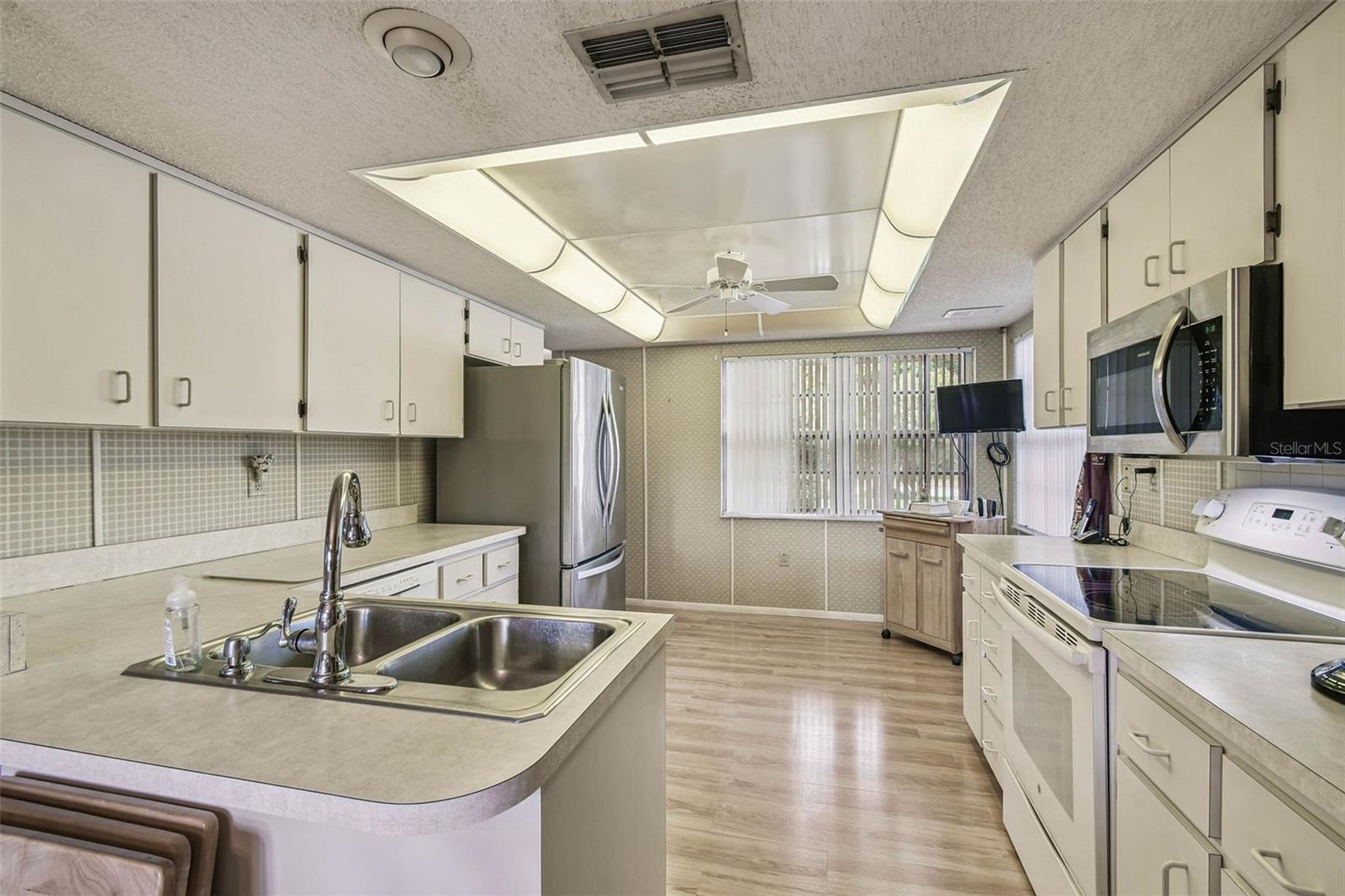 Image 15 of 55 For 7710 Fairlawn Drive