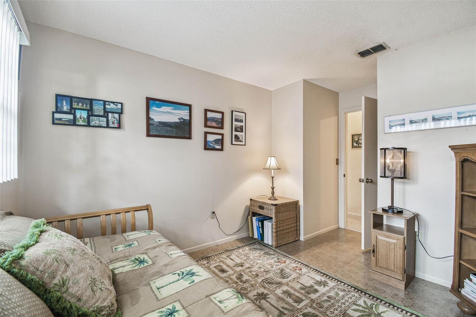 Image 25 of 55 For 7710 Fairlawn Drive