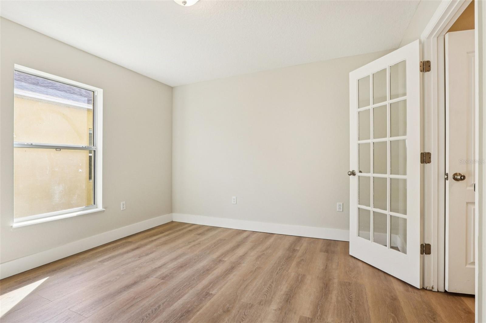 Image 13 of 50 For 807 Brenton Leaf Drive