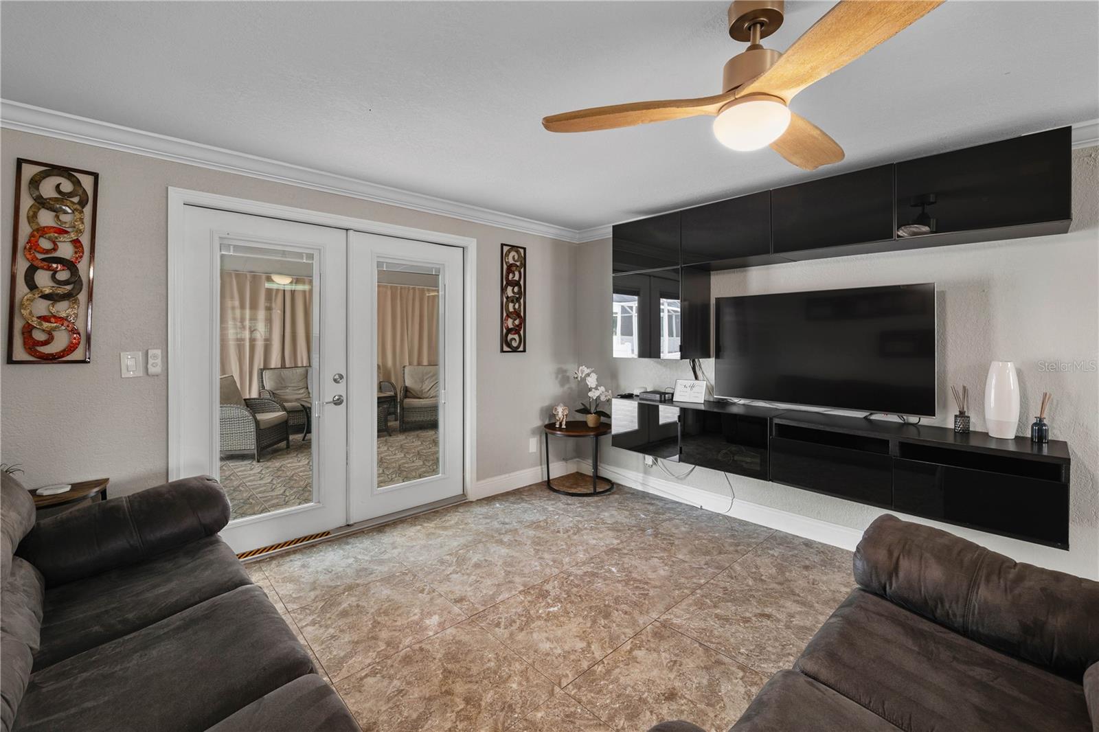 Image 19 of 38 For 8375 Galewood Circle