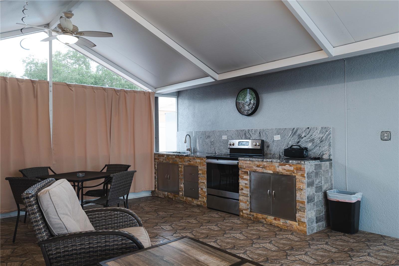 Image 22 of 38 For 8375 Galewood Circle