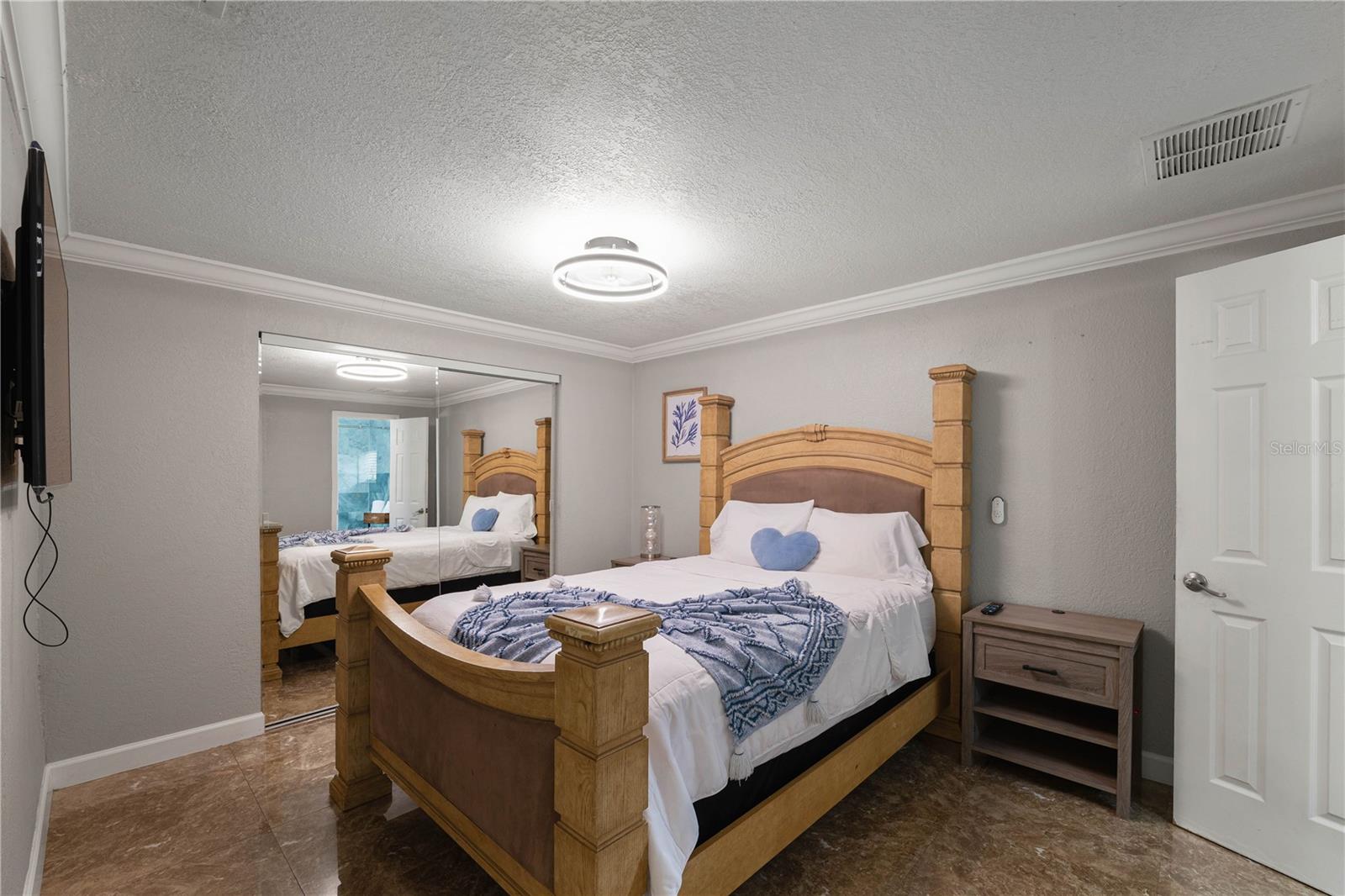 Image 24 of 38 For 8375 Galewood Circle