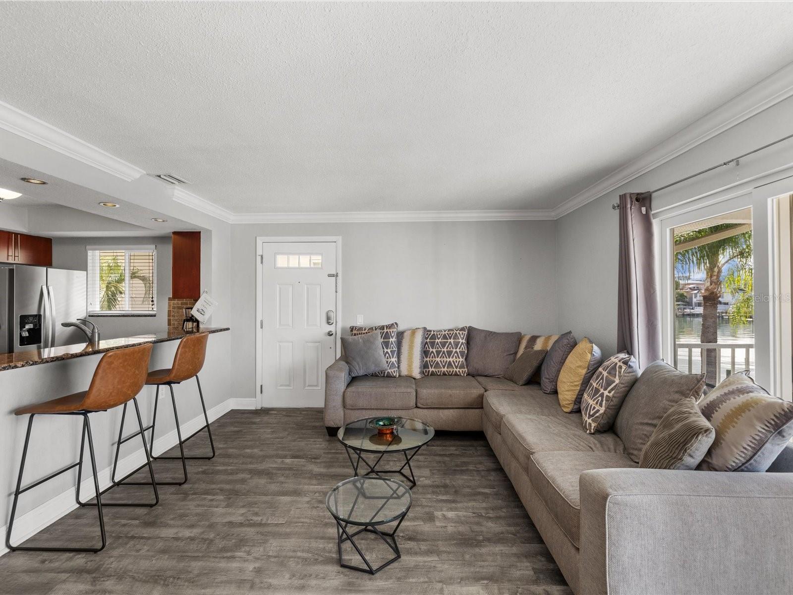 Image 12 of 63 For 185 Brightwater Drive 5