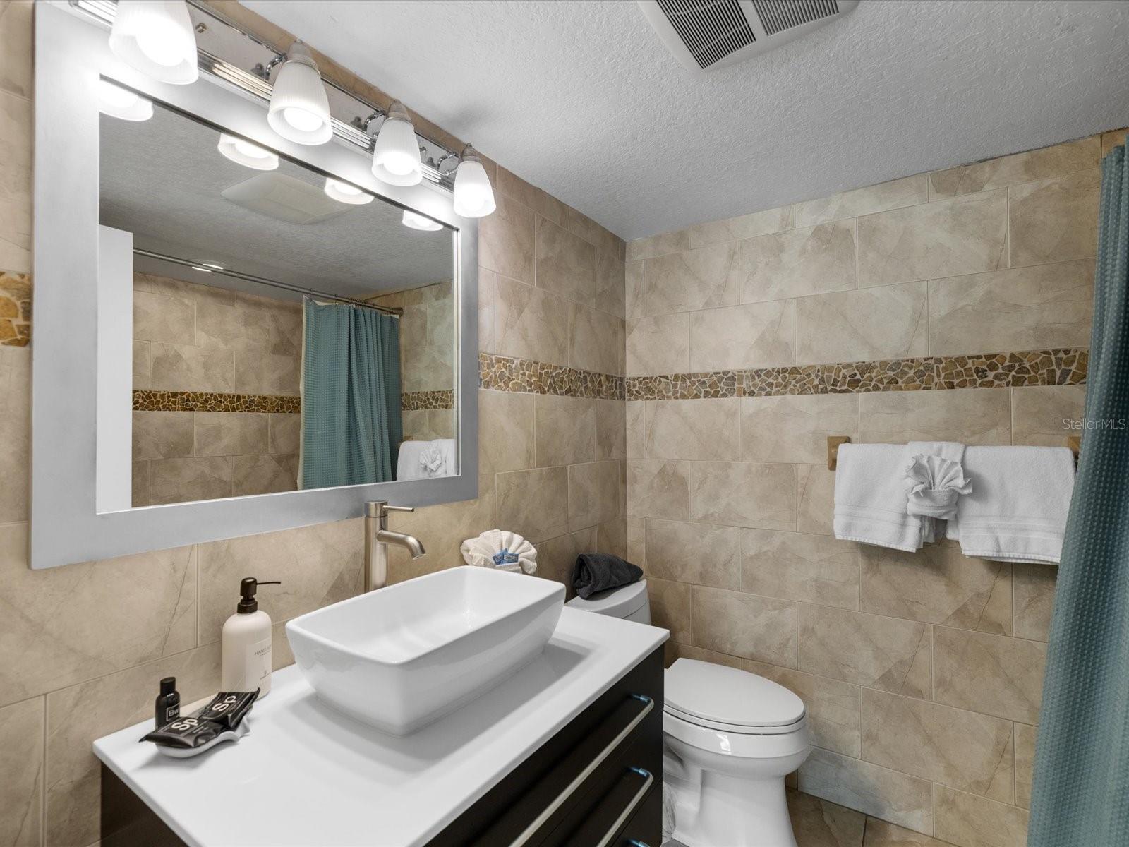 Image 19 of 63 For 185 Brightwater Drive 5