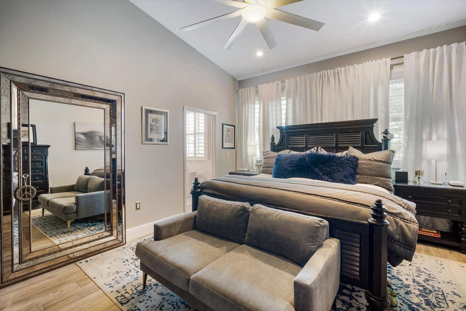 Image 14 of 41 For 124 13th Avenue