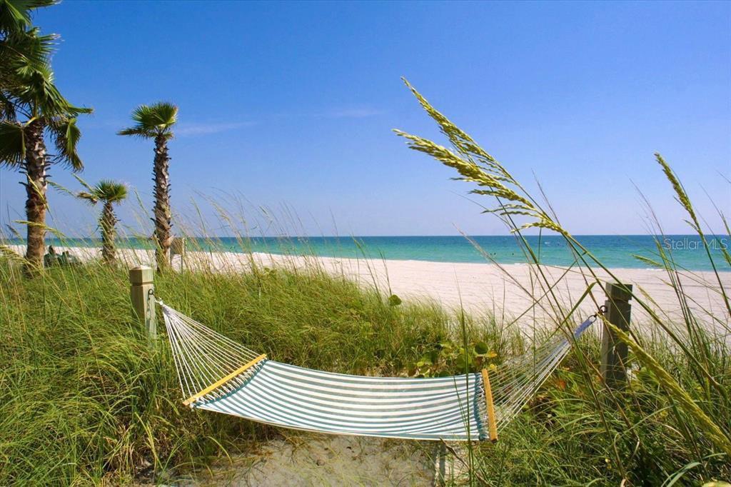 Image 58 of 59 For 16750 Gulf Boulevard 214