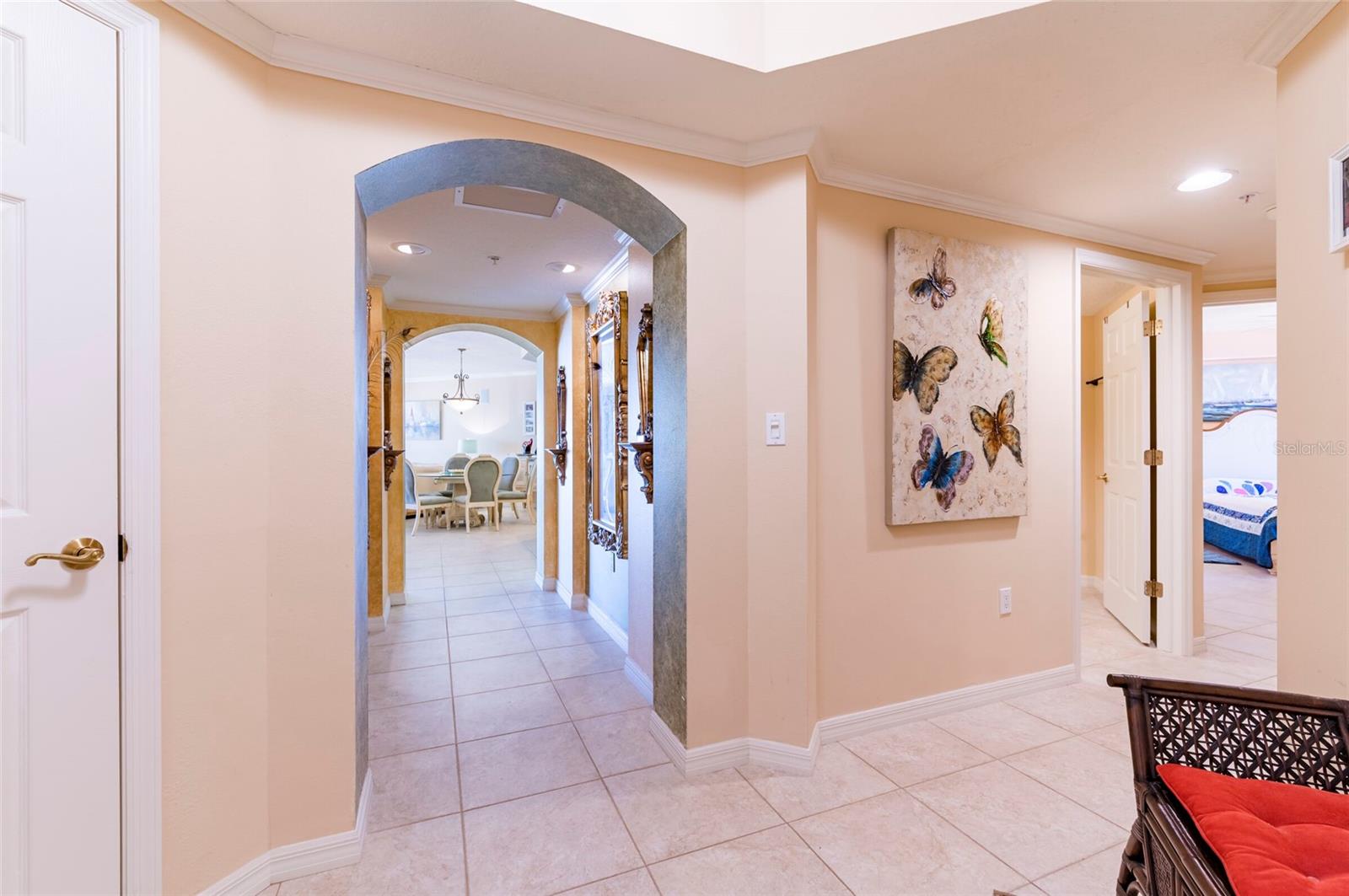 Image 9 of 59 For 16750 Gulf Boulevard 214