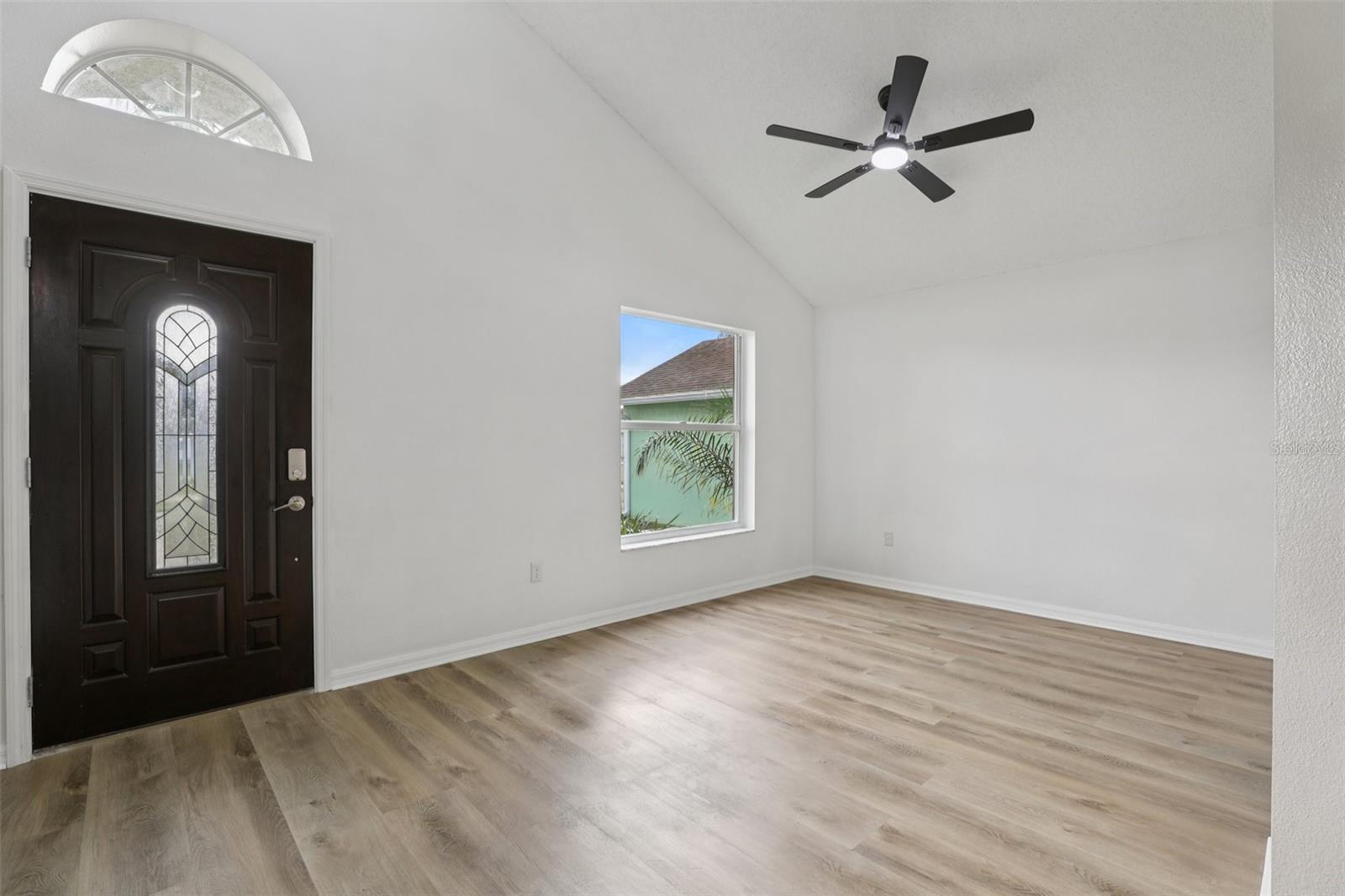 Image 17 of 49 For 3032 Bloomsbury Drive