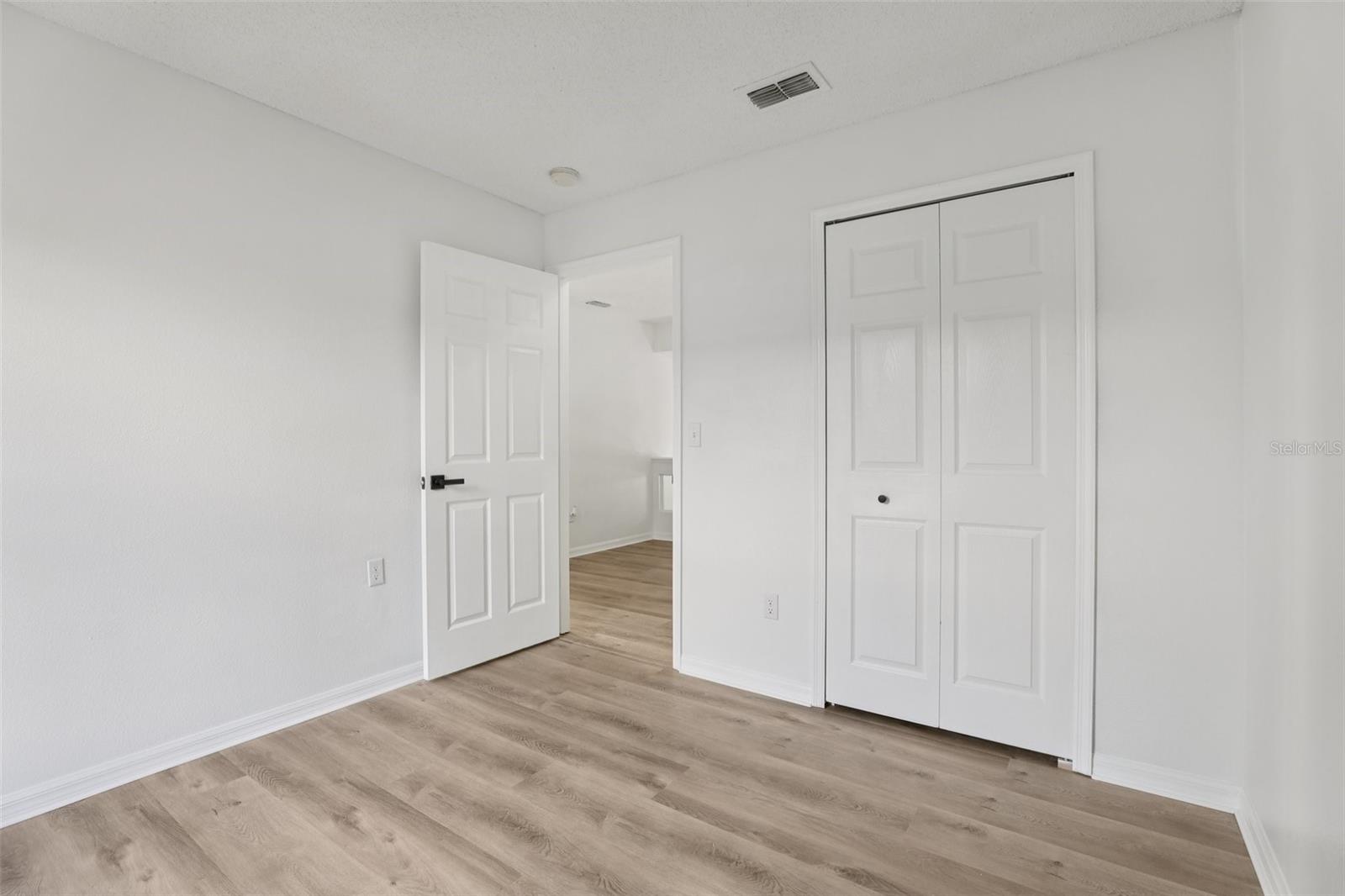 Image 37 of 49 For 3032 Bloomsbury Drive