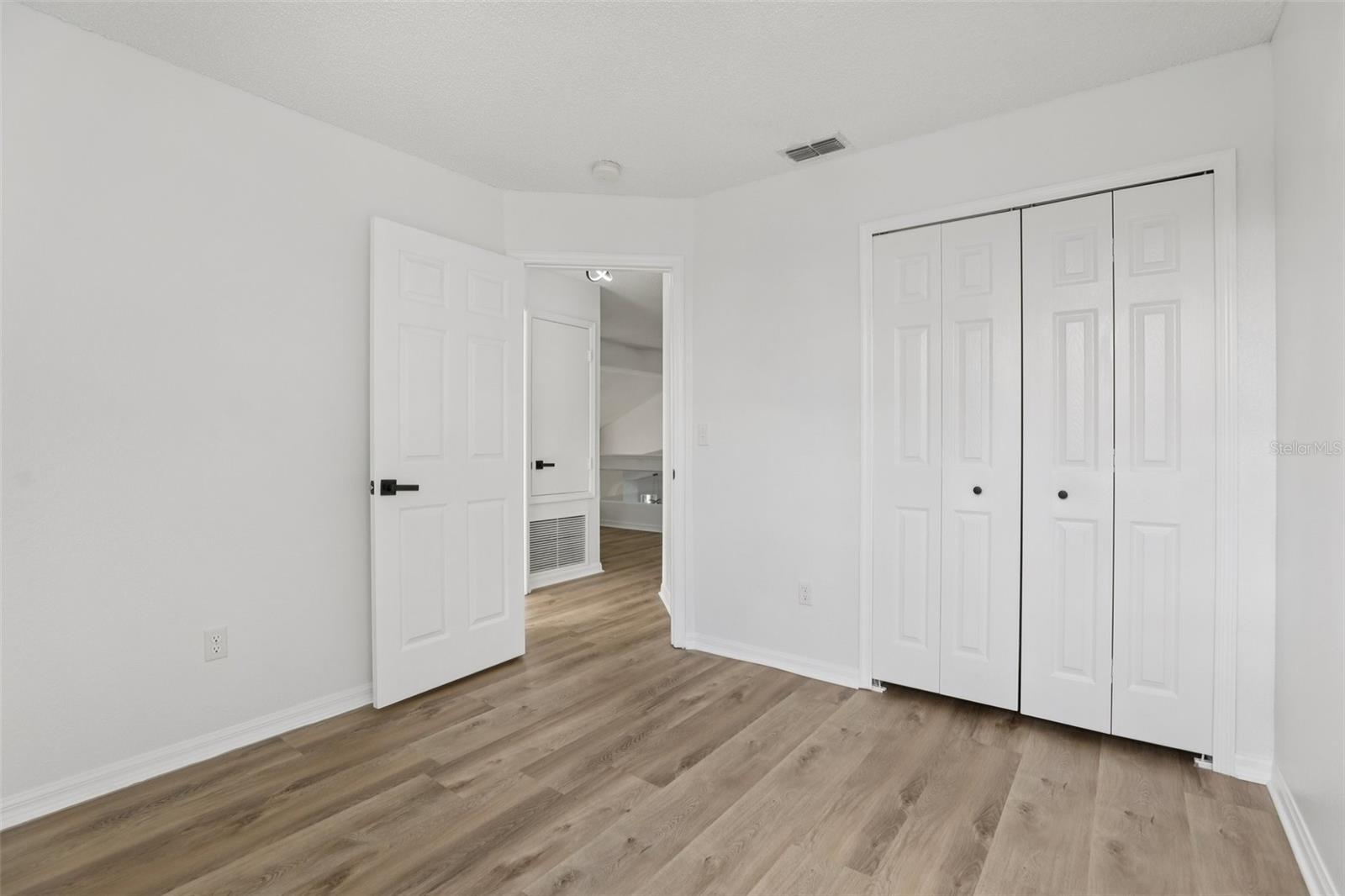 Image 41 of 49 For 3032 Bloomsbury Drive