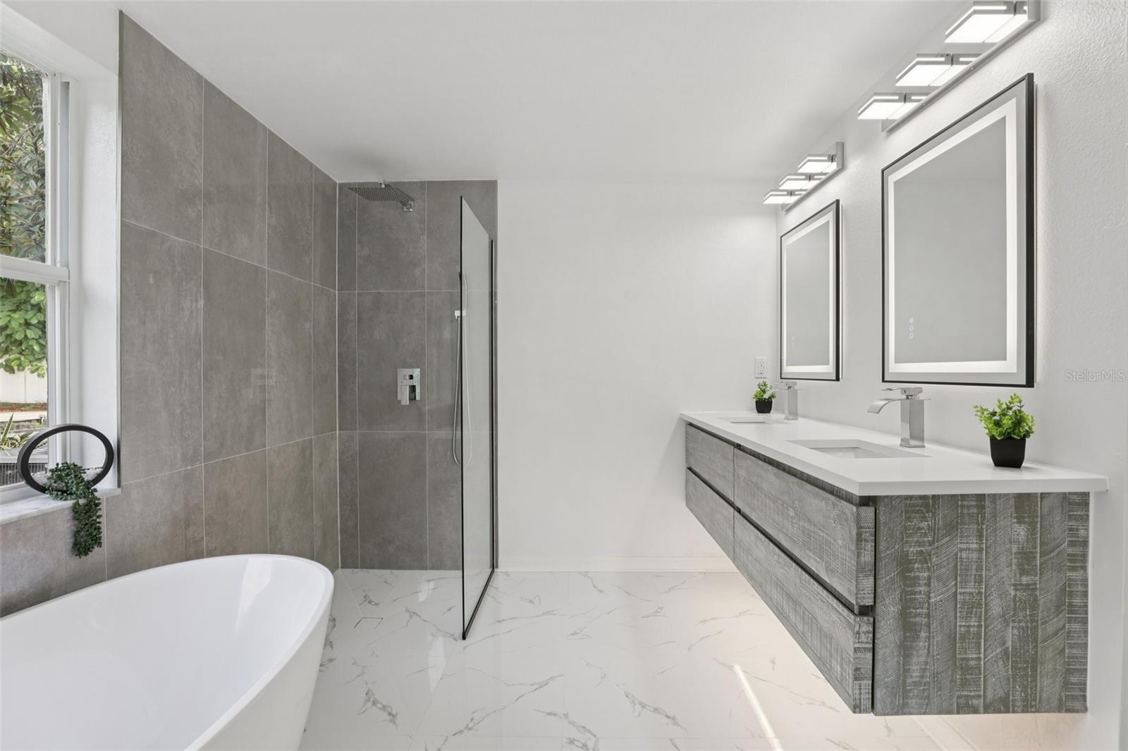 Image 5 of 49 For 3032 Bloomsbury Drive