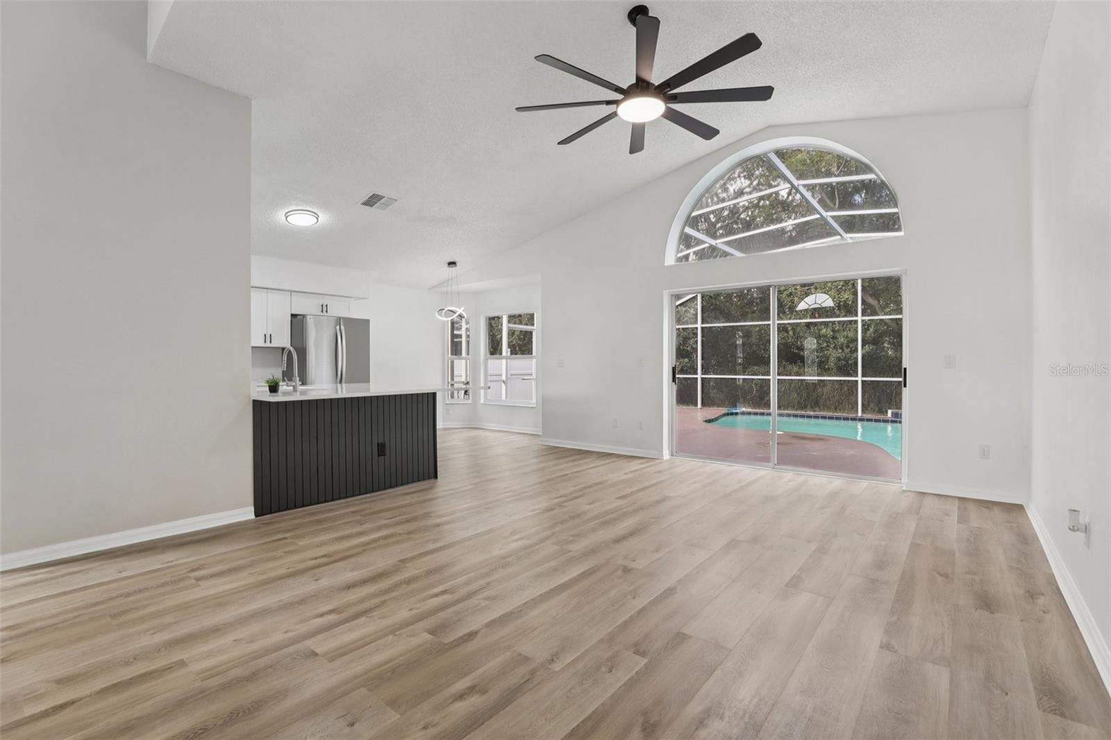 Image 8 of 49 For 3032 Bloomsbury Drive