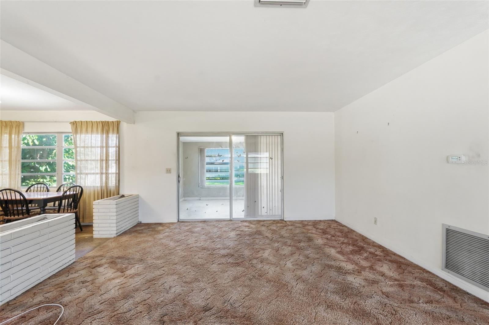 Image 12 of 31 For 1523 Fredrica Avenue