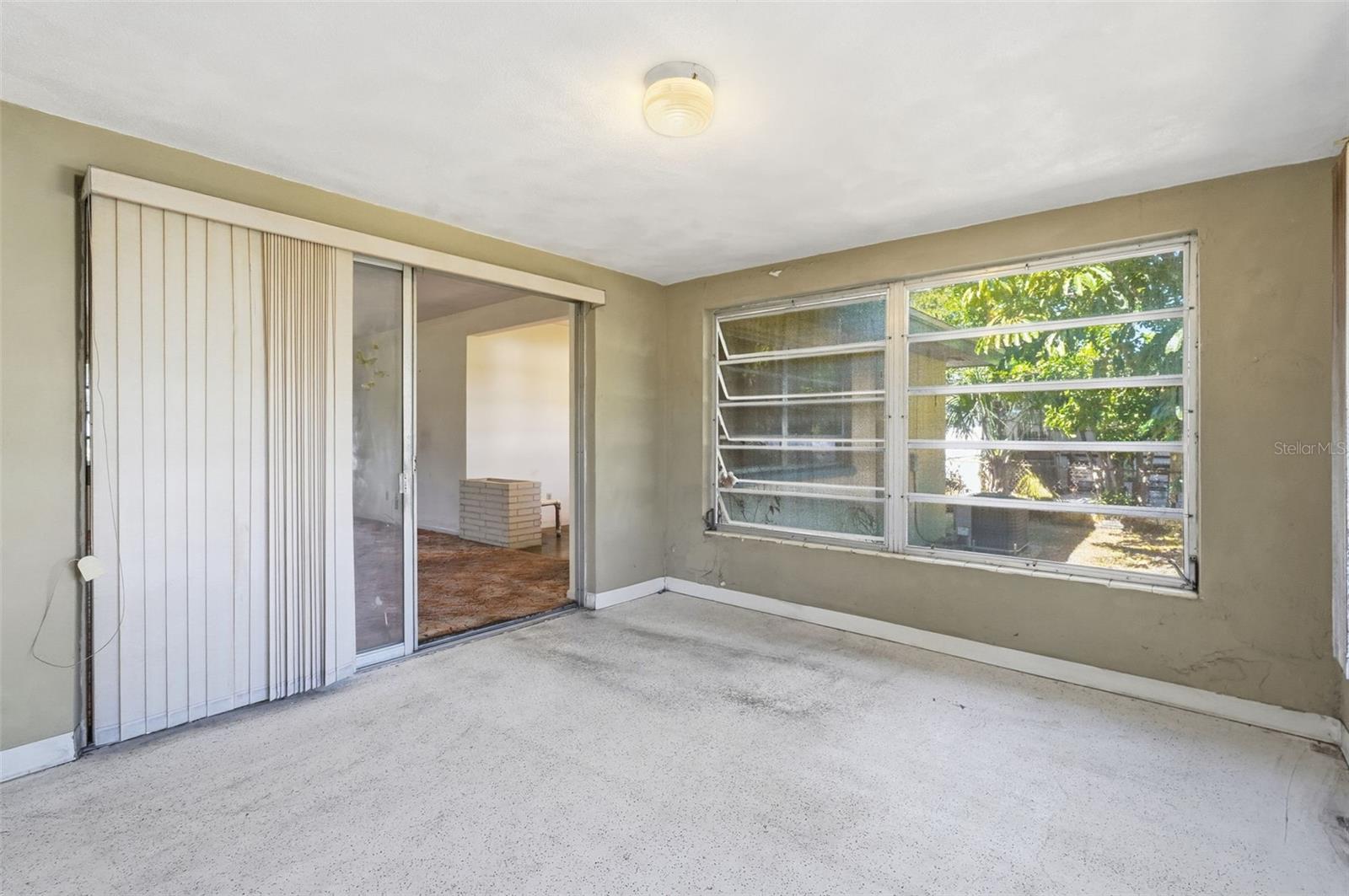 Image 22 of 31 For 1523 Fredrica Avenue