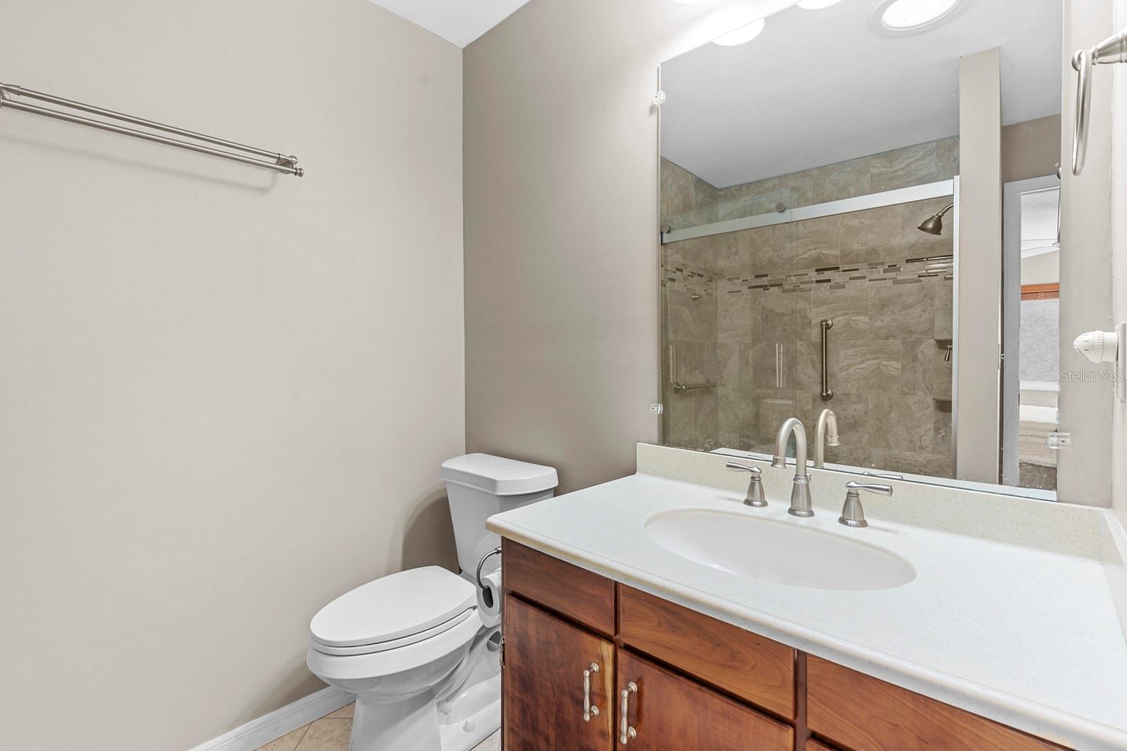 Image 21 of 43 For 302 Stroll Lane