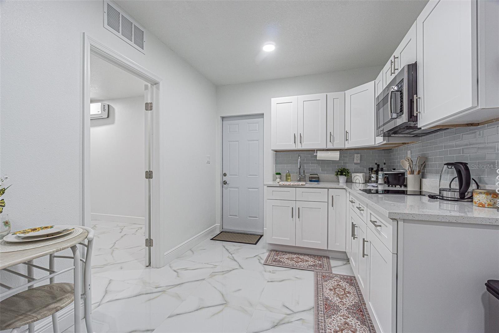 Image 24 of 30 For 3482 Dow Lane