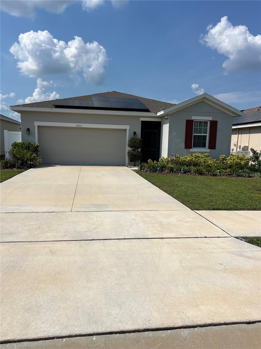 Listing Details for 295 Lake Smart Circle, WINTER HAVEN, FL 33881