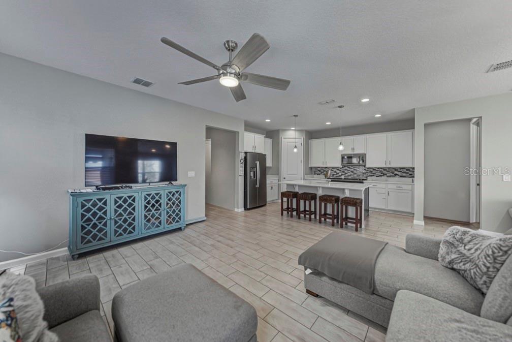 Image 2 of 14 For 295 Lake Smart Circle