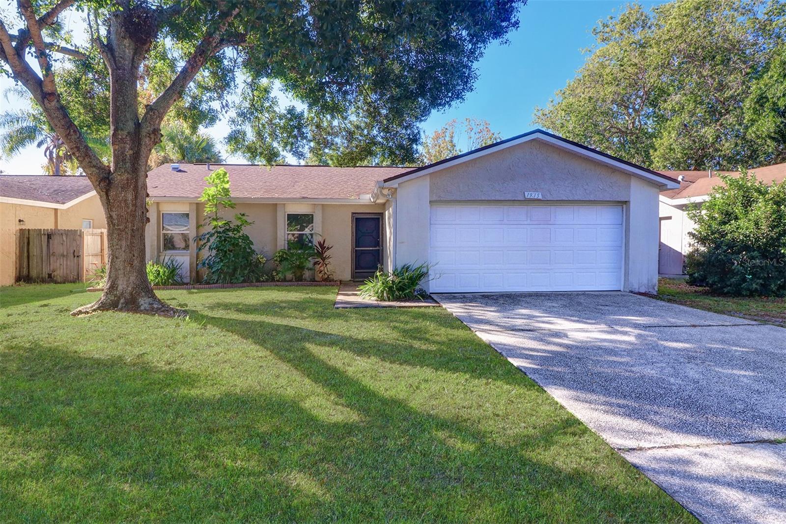 Details for 1915 Saginaw Court, OLDSMAR, FL 34677