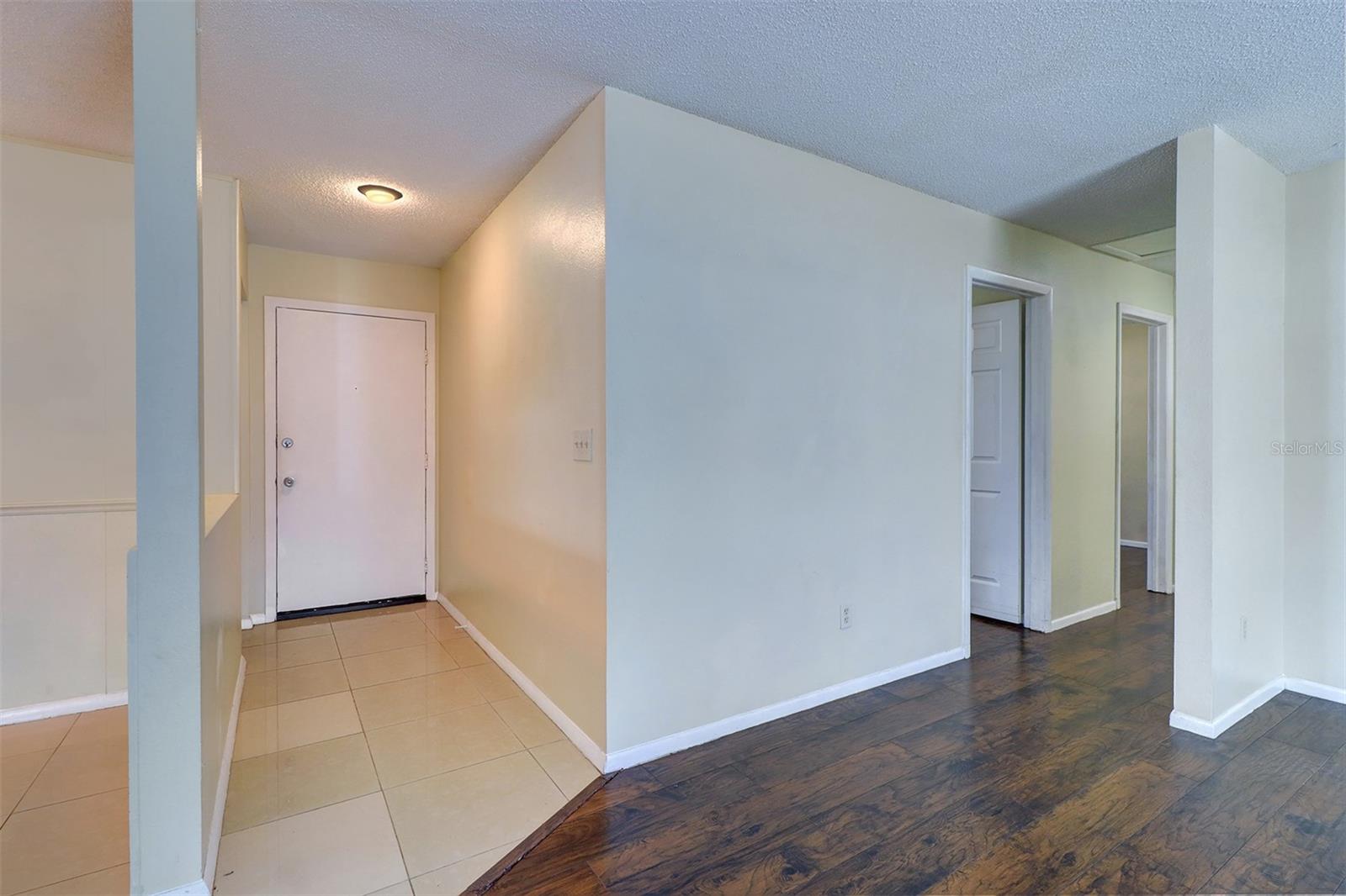 Image 12 of 24 For 1915 Saginaw Court