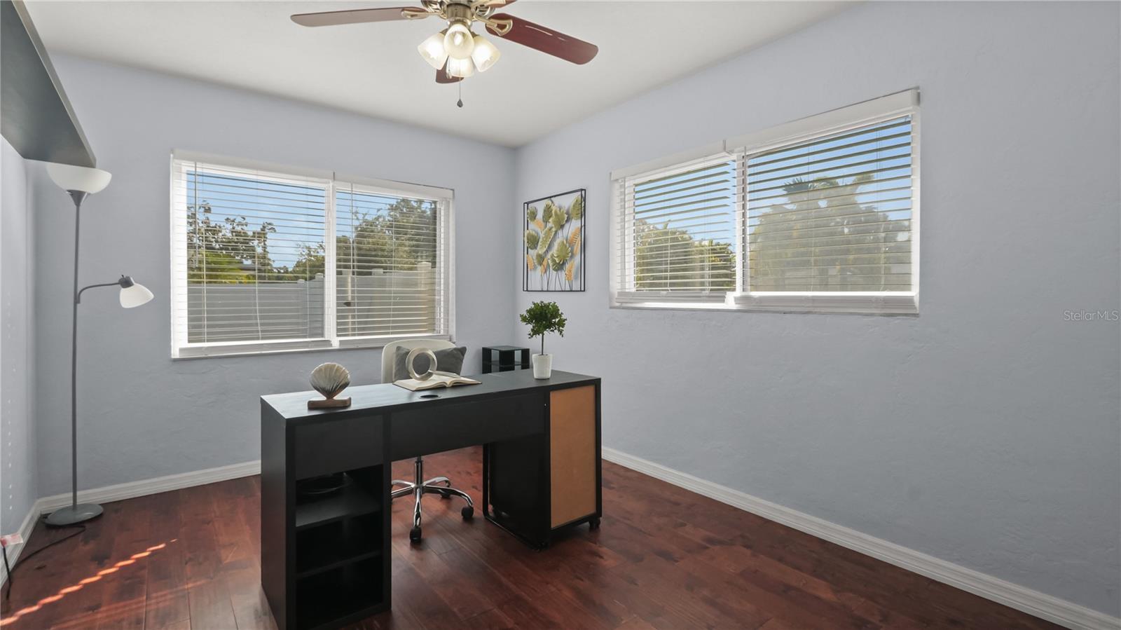 Image 18 of 38 For 5836 18th Avenue S