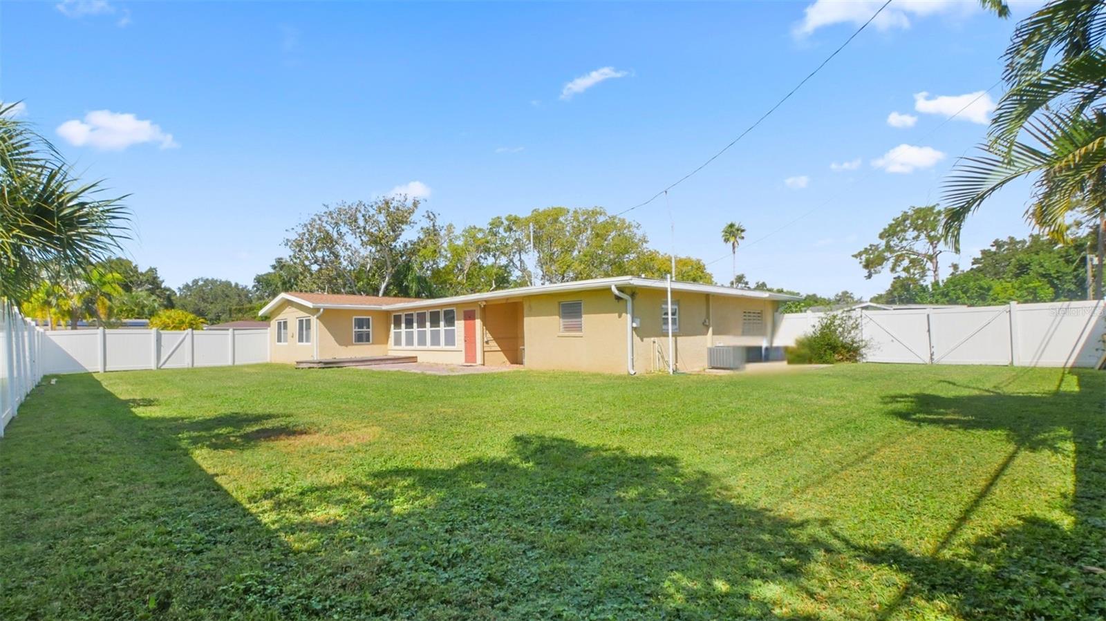 Image 26 of 38 For 5836 18th Avenue S