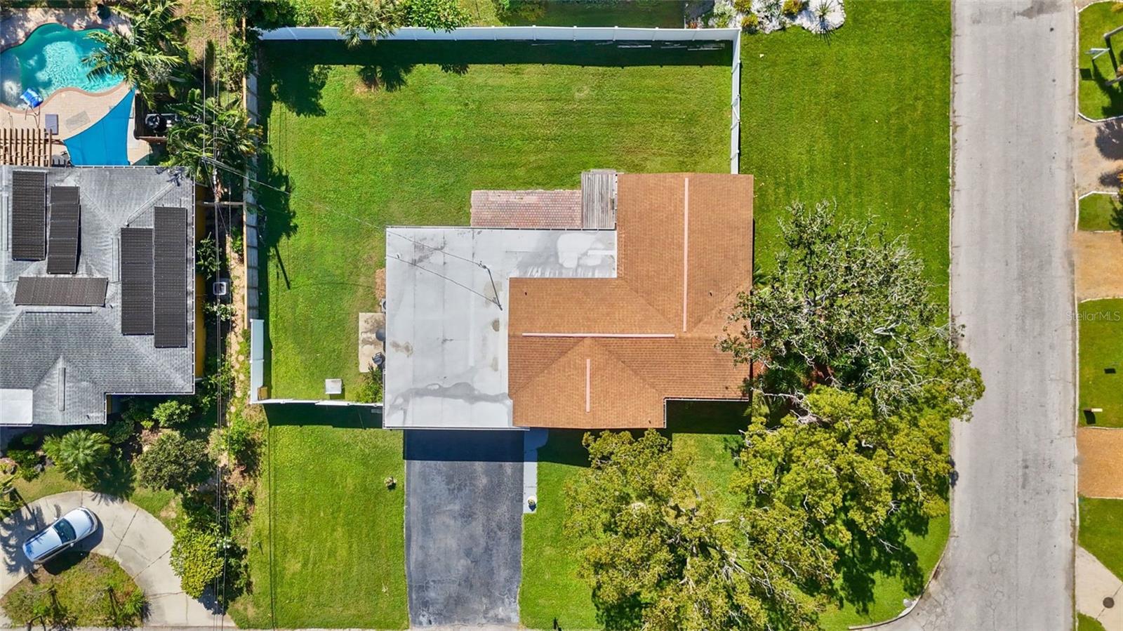 Image 28 of 38 For 5836 18th Avenue S