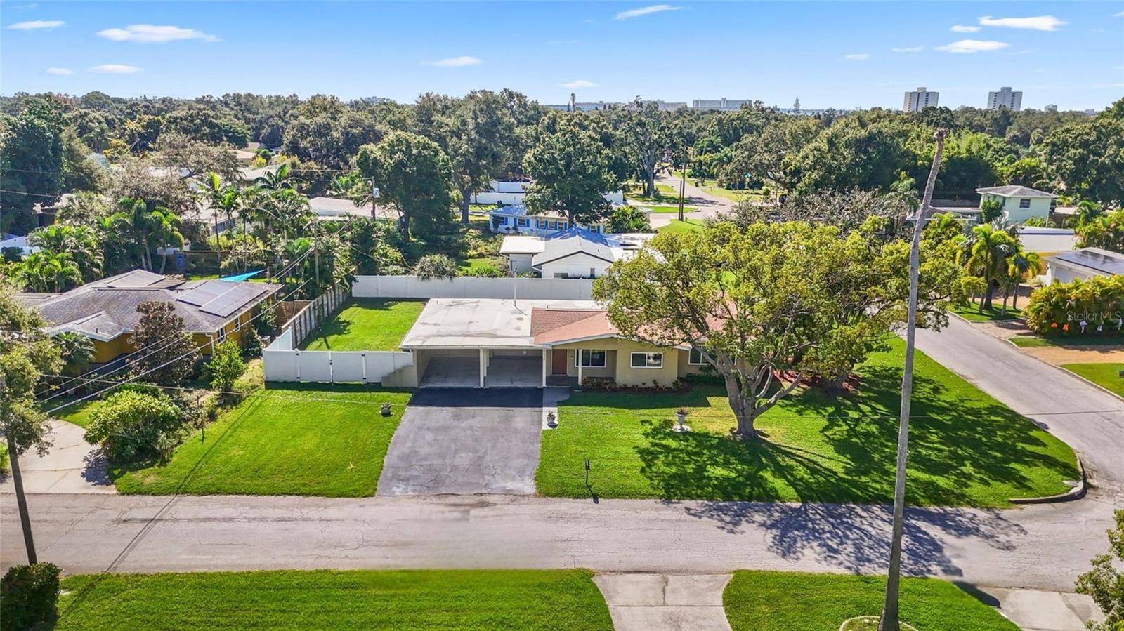 Image 30 of 38 For 5836 18th Avenue S