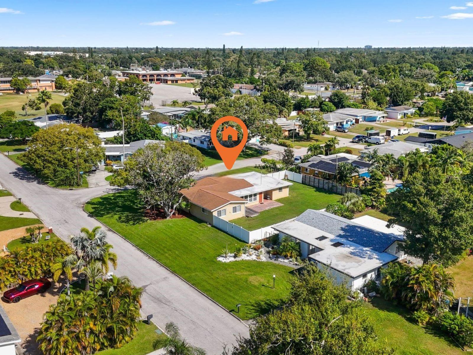 Image 35 of 38 For 5836 18th Avenue S