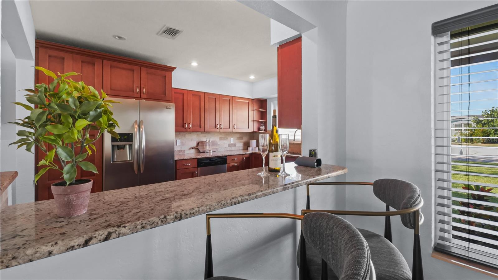 Image 6 of 38 For 5836 18th Avenue S