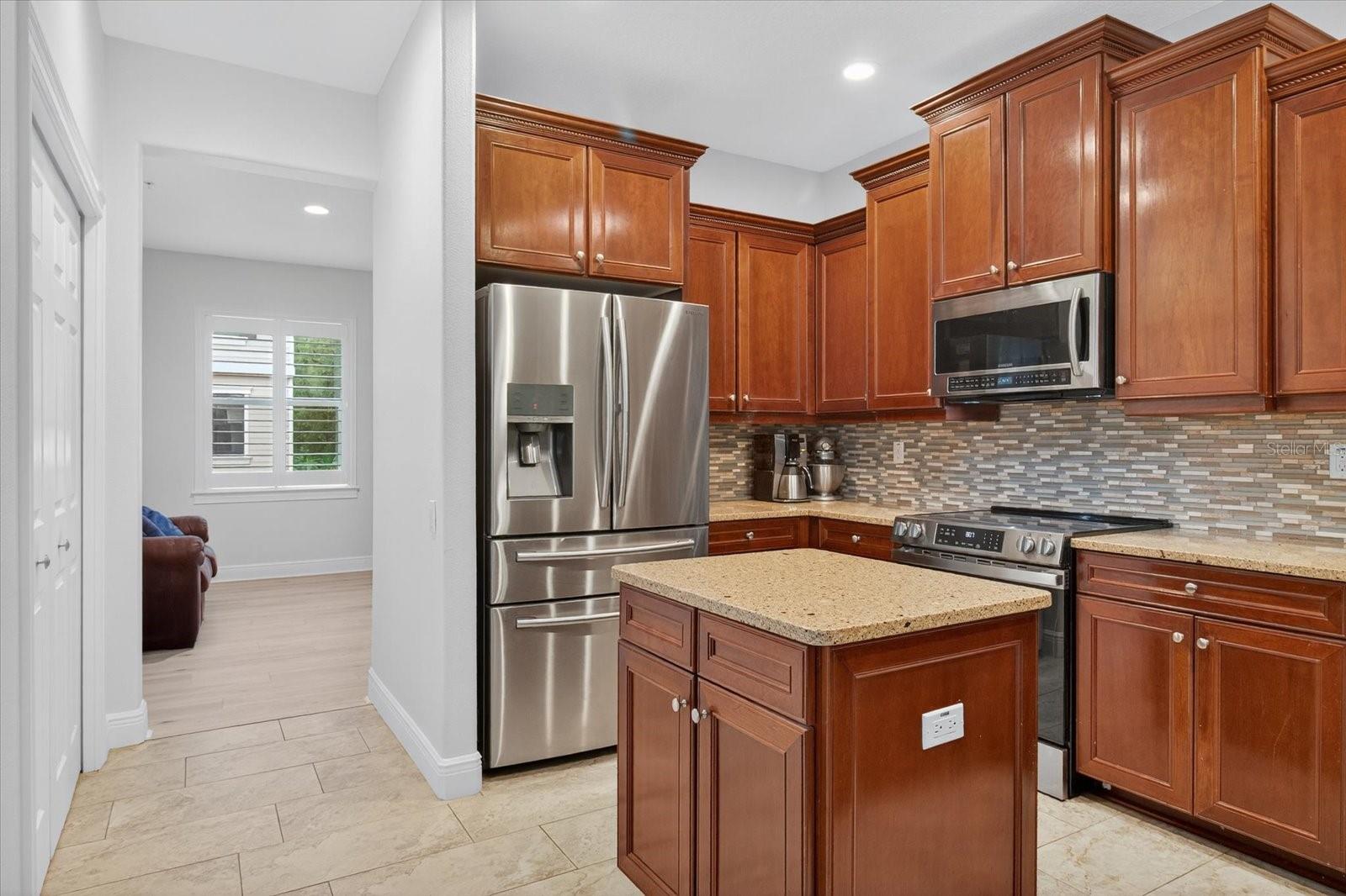 Image 12 of 44 For 6222 Anhinga Place