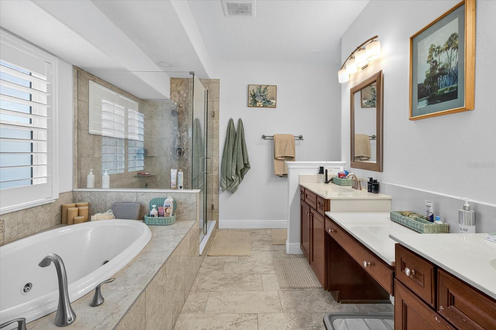 Image 26 of 44 For 6222 Anhinga Place