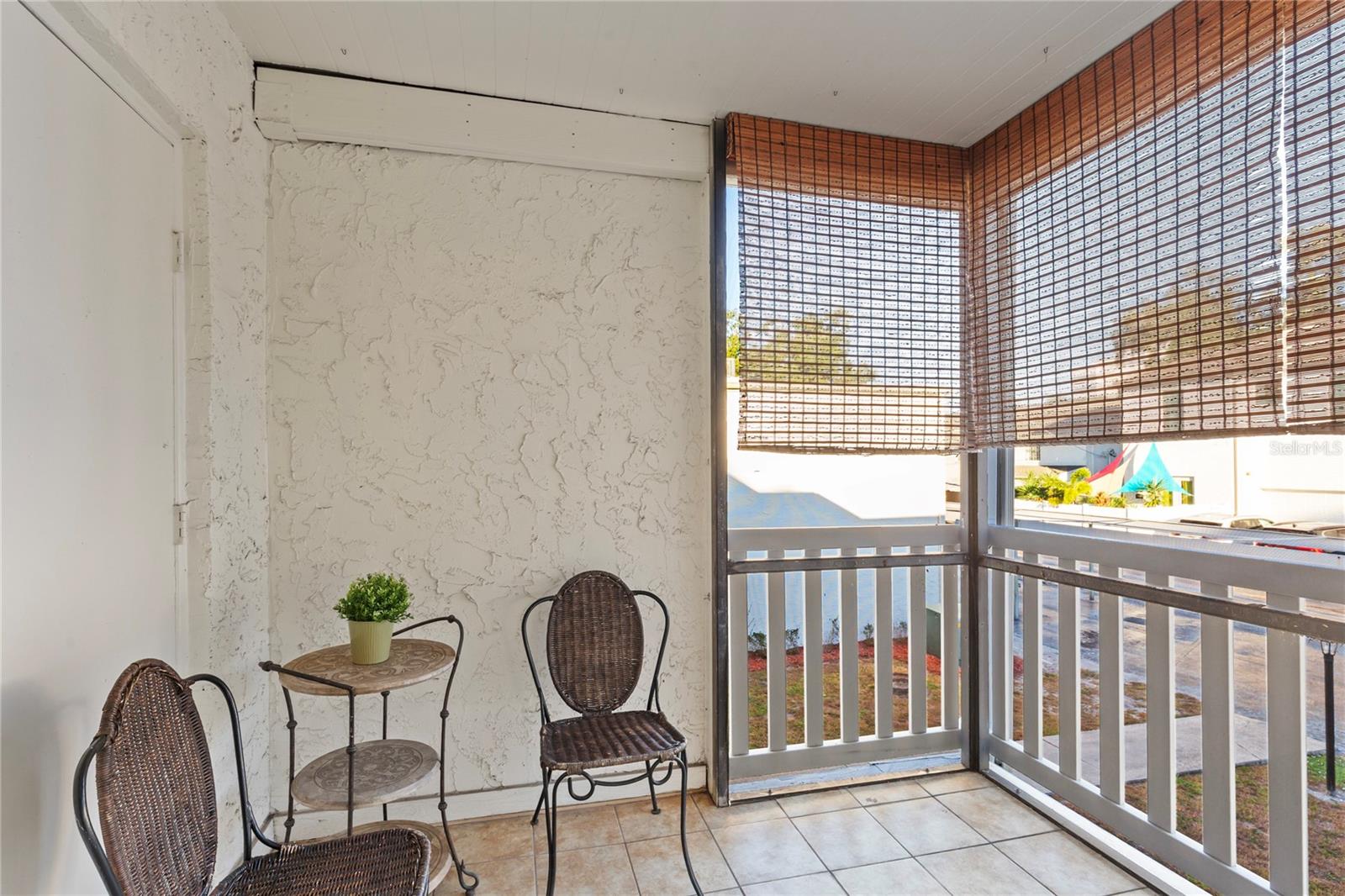 Image 19 of 32 For 4611 North B Street 238