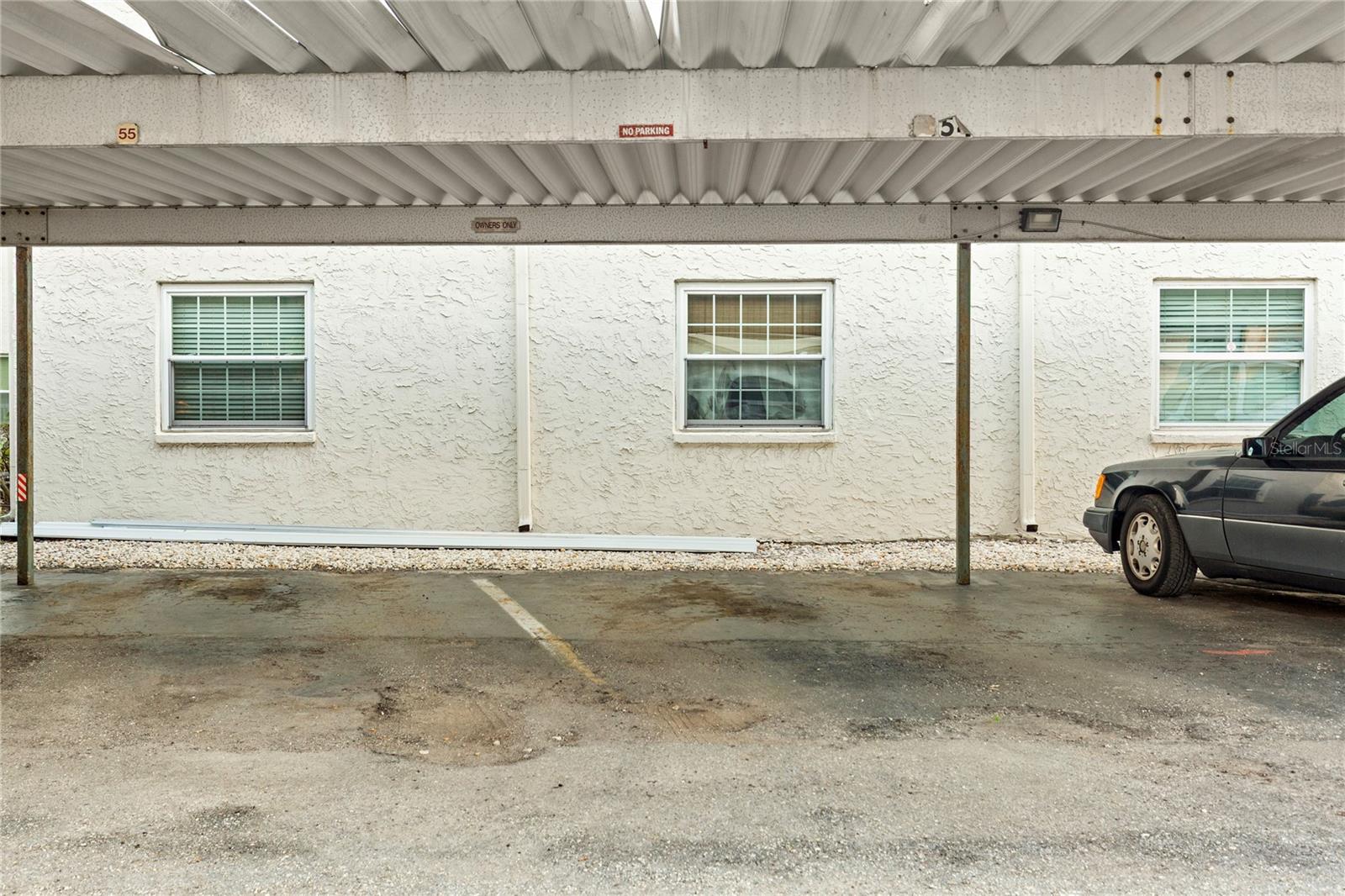 Image 26 of 32 For 4611 North B Street 238