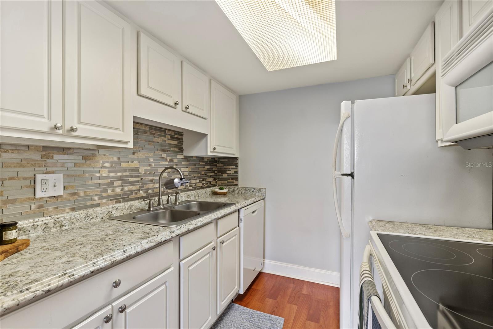 Image 8 of 32 For 4611 North B Street 238